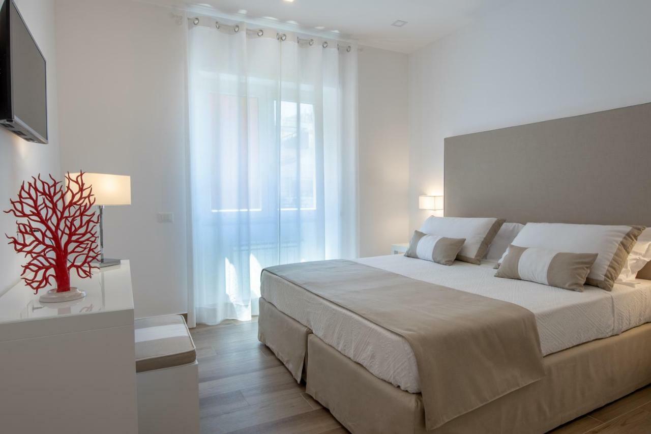 Solymar Apartments 소렌토 외부 사진